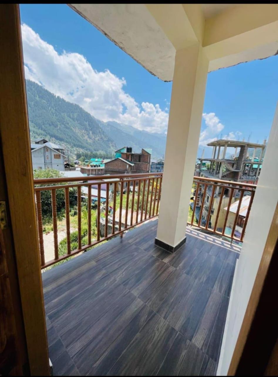 Hotel Hadimba Regency ! Free 4 Wheeler Parking ! Mountain View Rooms ! Near Mall Road Manali ภายนอก รูปภาพ
